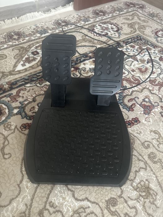 Игровой руль с педалями Thustmaster TMX Force Feedback