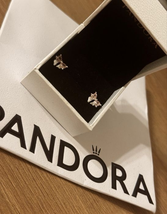 Pandora обеци Пандора