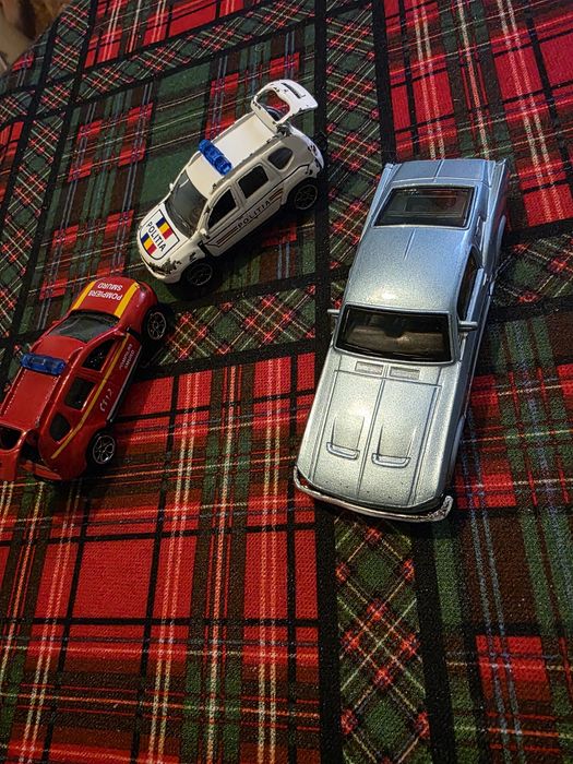 Vand 3 machete   (dacia duster,mustang)