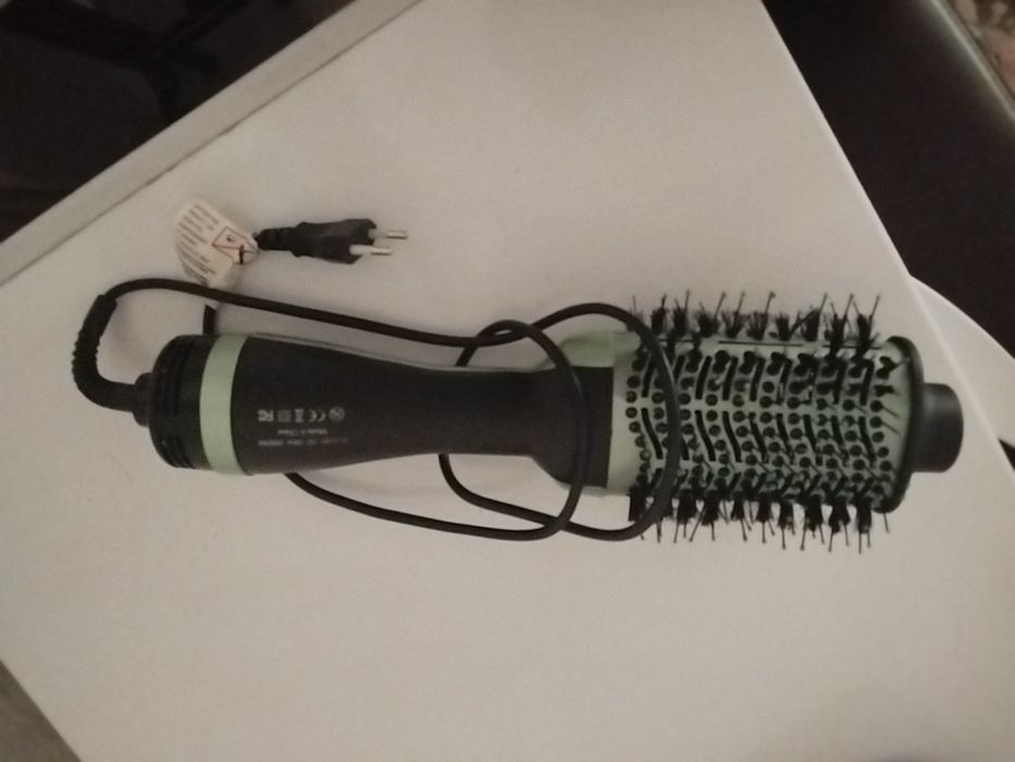 Фен для волос...