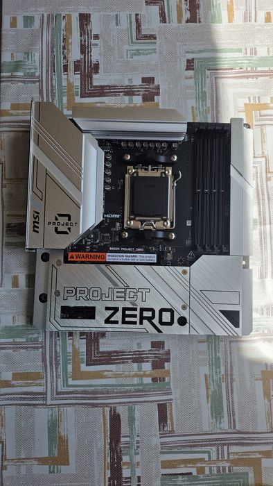 placa de bază MSI B650M PROJECT ZERO