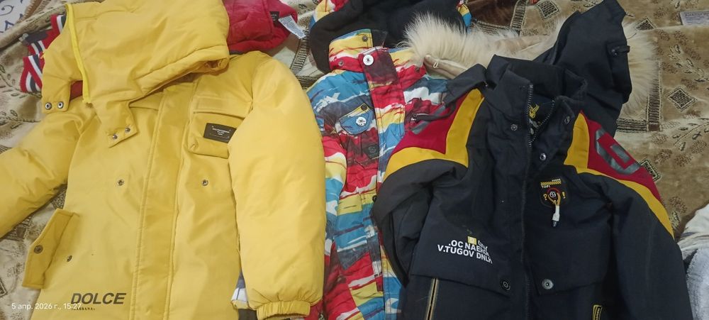 Отдам даром детские вещи