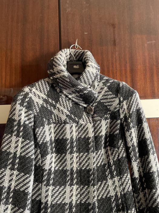 Ново дамско палто 12 номер(42-44)