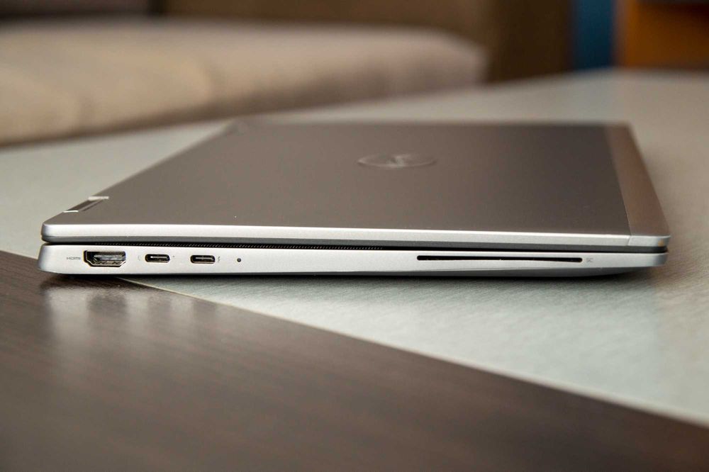 DELL Latitude 7440 2-in-1 / i7 1365U / 32GB / 1TB / WUXGA Touch