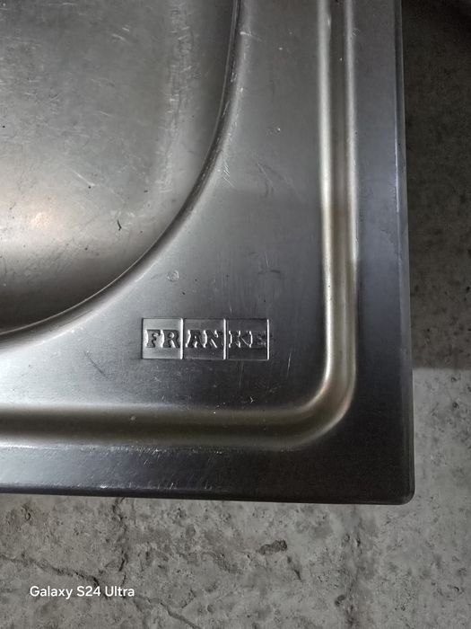 Кростренежор , басейн, жилетка,мивка