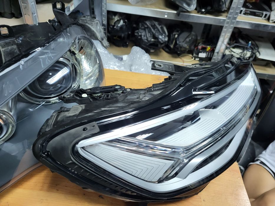 РЕМОНТ Смяна на стъкла на фарове Audi A6 C7 remont smqna na stykla