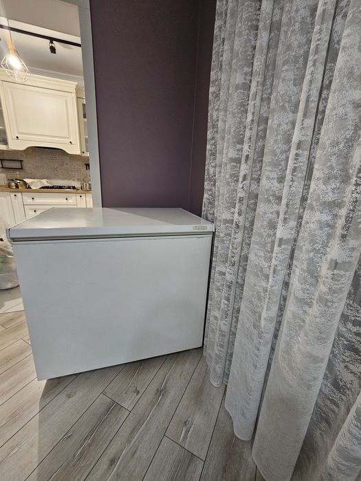 Срочно продам морозильник