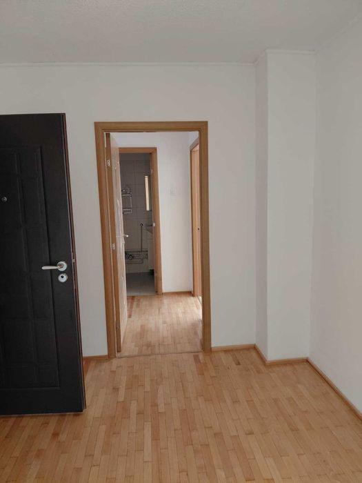 vand apartament 3 camere bd Tineretului sector 4