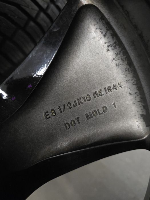 Оригинални Джанти 18" за BMW X5 G05 G18 iX1 U11 U12
4бр еднак