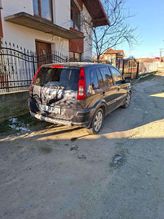 Ford fusion unic propietar adus din Italia