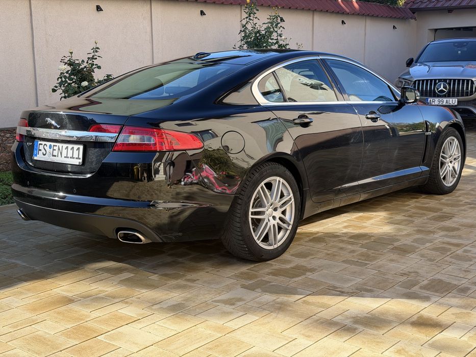 JAGUAR XF 2012 — imagine 3
