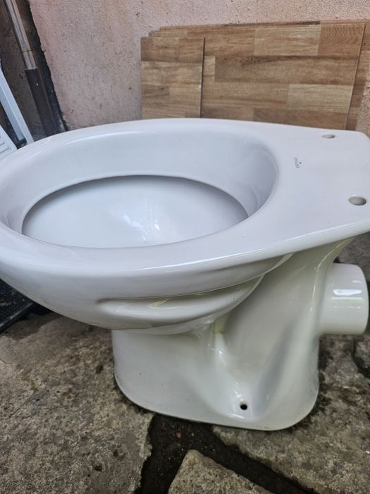 Vas wc și chiuveta cersanit