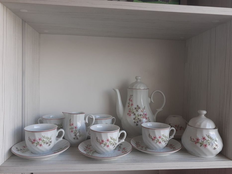 Български порцелан сервиз за кафе/чай