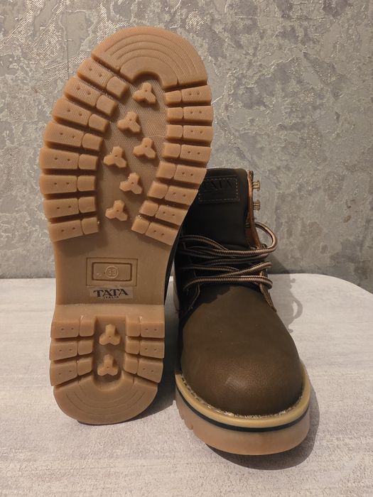 Ботинки  новые, детские