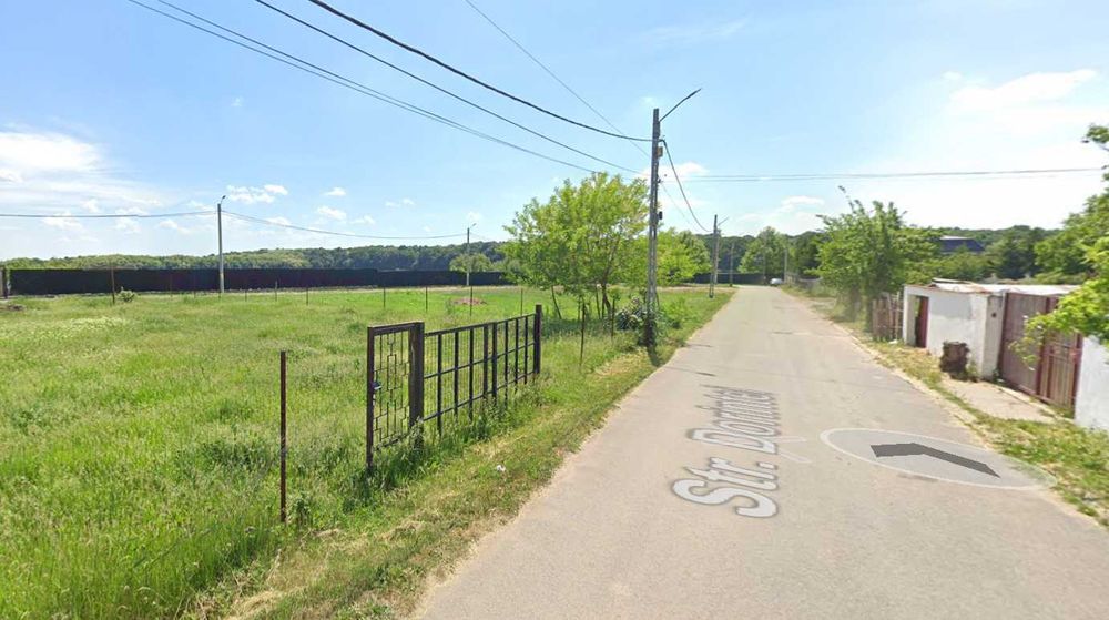 Particular, Teren intravilan Cernica, toate utilitatile, vedere la lac