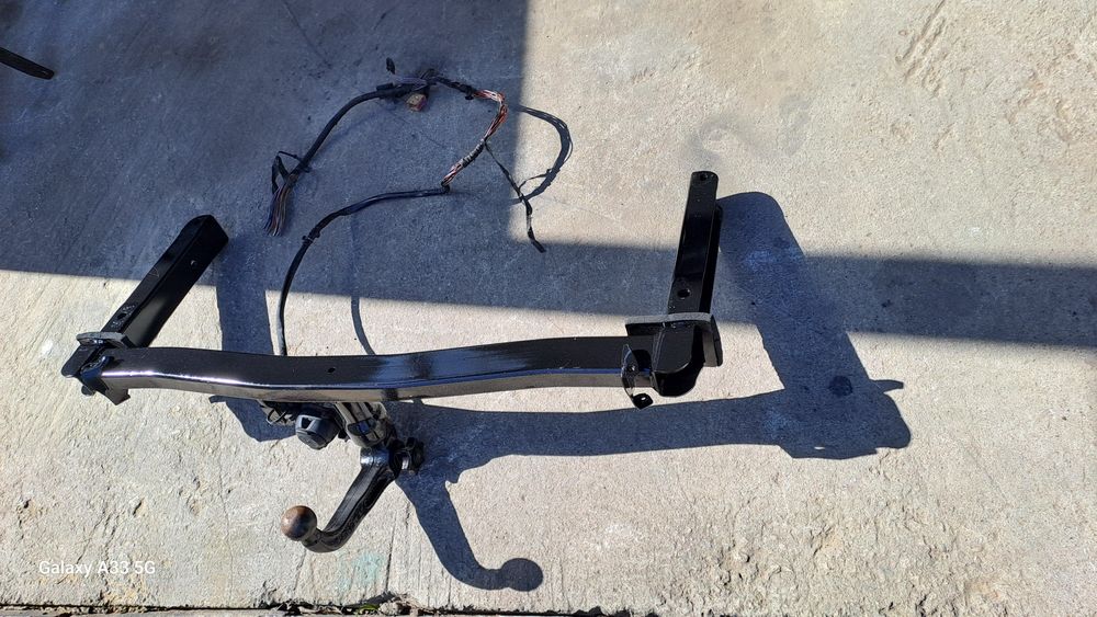 Теглич Оригинален за Ауди А6 Ц5/ Audi A6  [ C5] комби