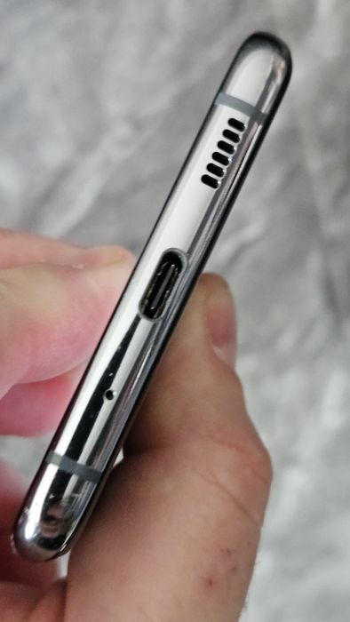 samsung s20 plus black 12gb/128gb  650 lei