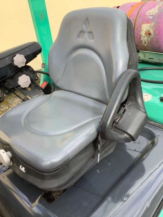 Mitsubishi 2.5t GPL Triplex 4.7m + Free lift + Side-shift