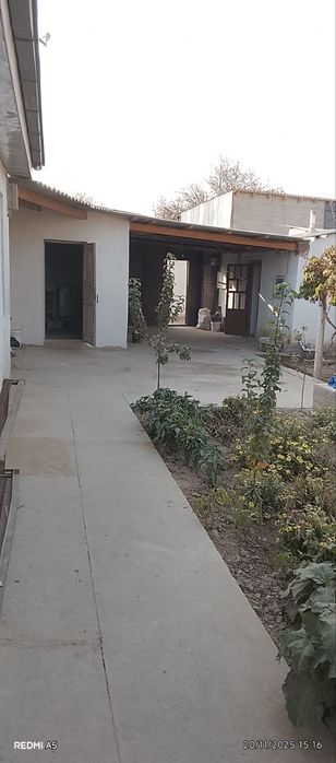 Shoshilinch uy sotiladi