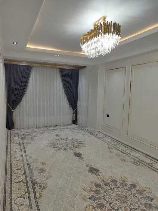 Продаётся 3х комн квартира на 2 этаже Ор-р Динамо