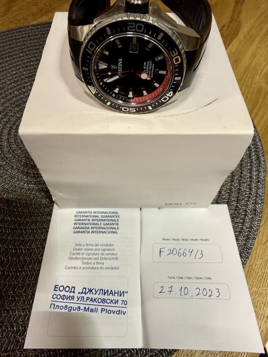 Часовник Festina