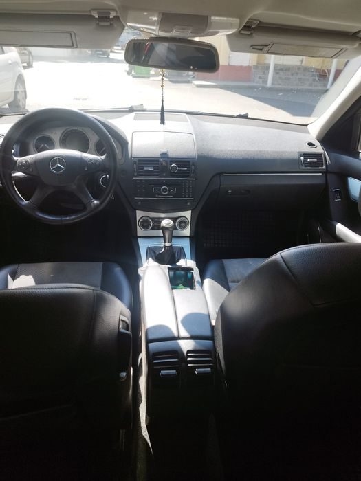 Mercedes-Benz vand