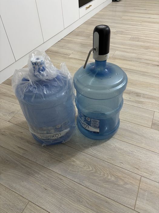 Продаю бутыл и дозатор