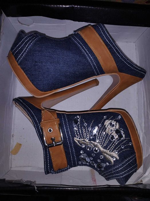 saboti cu strasuri nr 36