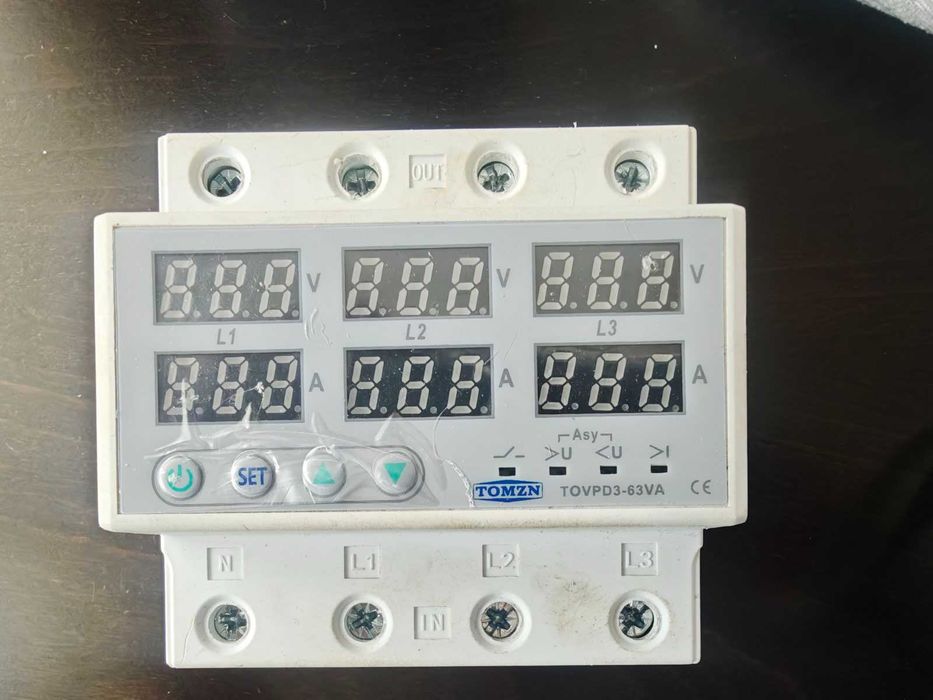 Продавам реле за напрежение TOMZN TOVPD3 63A 3 фазен 4 полюсен AC 230V защита от пренапрежение или свръхток