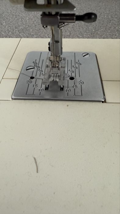 Продаем швейную машинку PFAFF