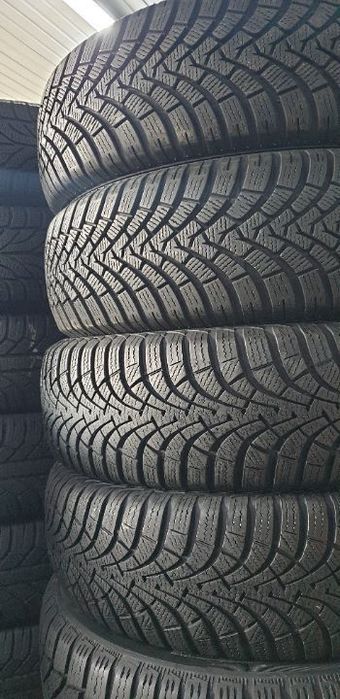 225 45 18, 235 45 18, 245 45 18, 225 40 18, 245 40 18, 245 50 18, 225