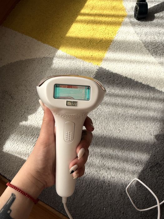 Philips Lumea IPL Hair Removal 7000 Фотоепилатор