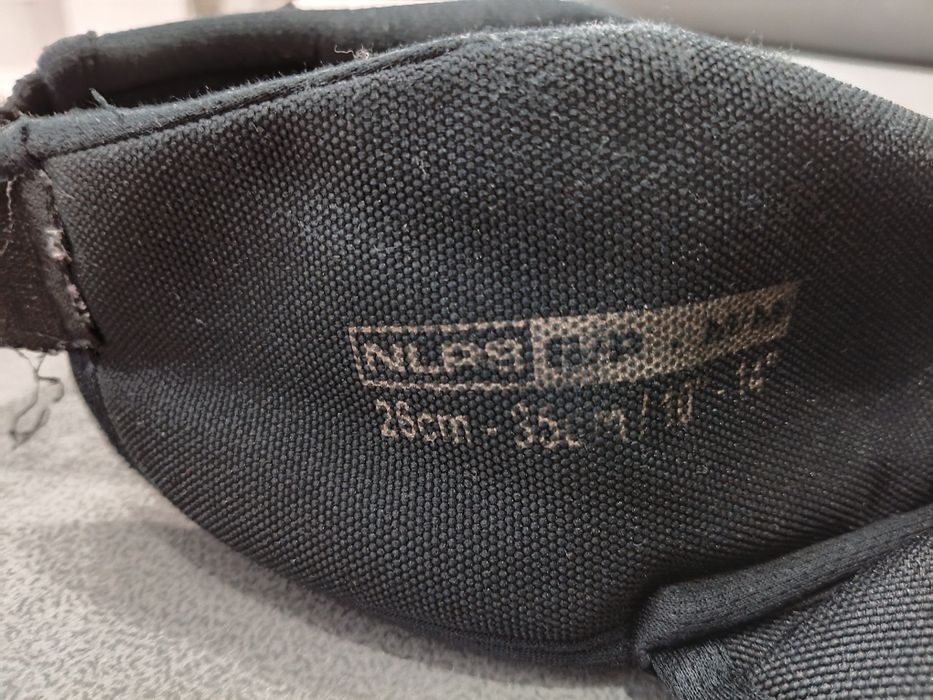 Продаётся хоккейный ошейник Bauer