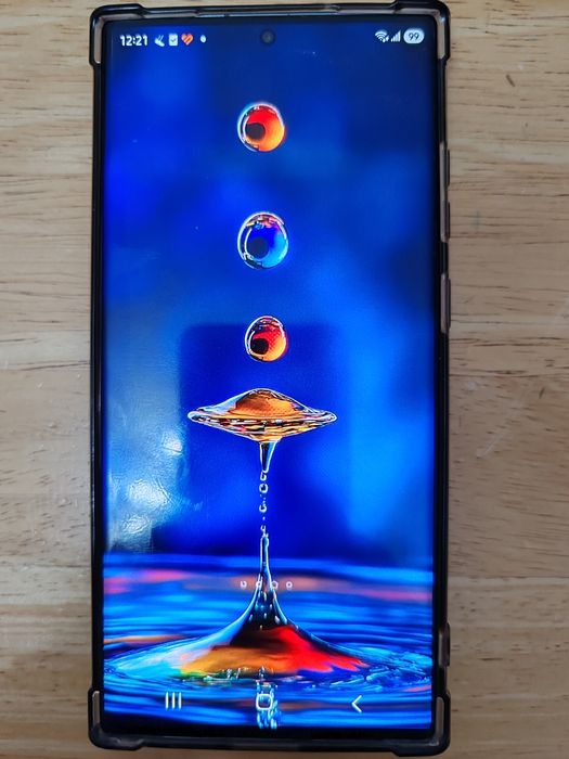 Samsung S23 ultra 12/512 gb.