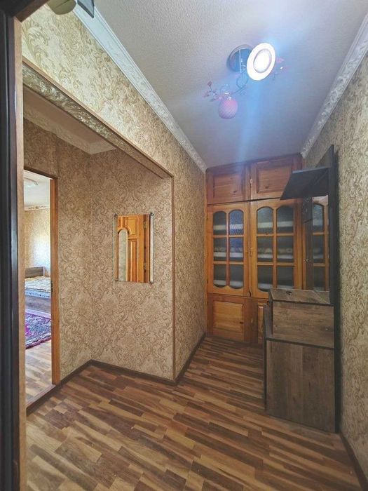 2-xonali kvartira sotiladi $50.000