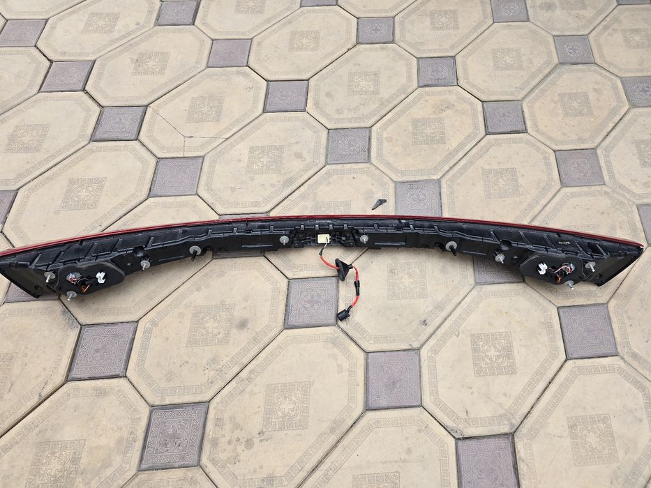 Фонарь задний центральный Kia k5