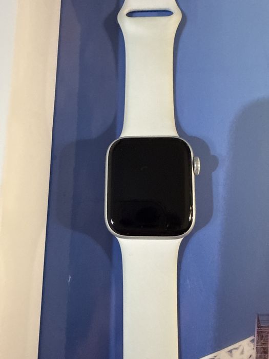Apple Watch SE 2 Series , 40 mm