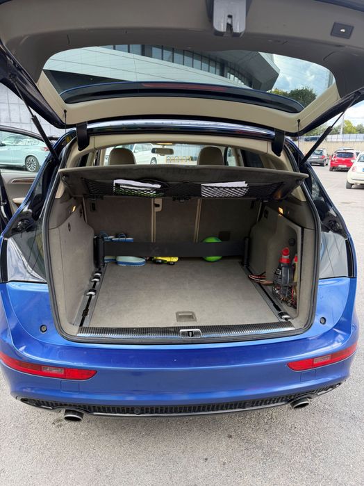 Продавам Audi Q5