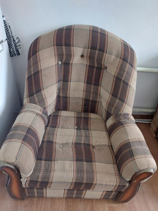Продам диван + кресло