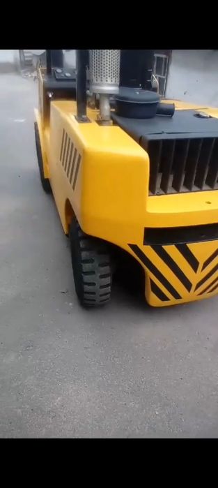 Вилочный погрузчик балканкар