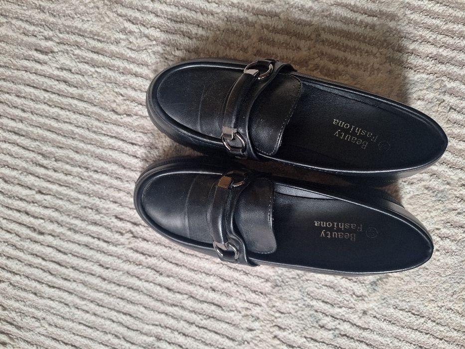 Туфли лоферы 40р-р