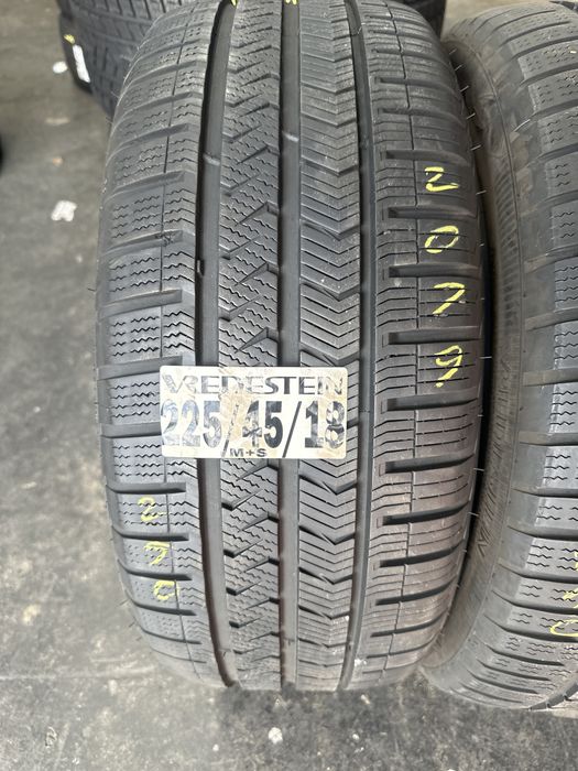 225/45/18 Vredestein M+S