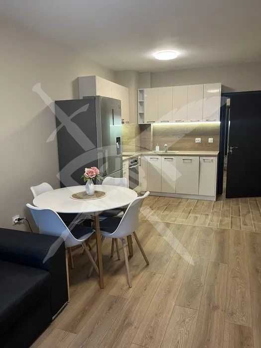 Дава се под наем Двустаен апартамент в Варна, Погреби - 55 кв.м за 500 € - Снимка #1