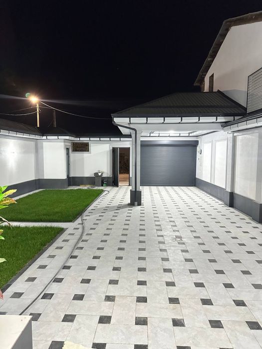 Keromagranitlar.  Kafel. Plitkalar