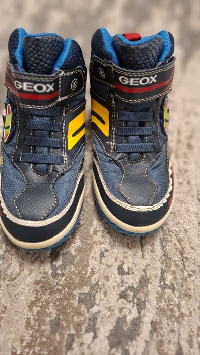 Ghete Geox masura 33