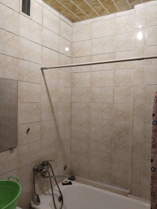 Yunusubod 8 kvartal 1, xona 2 xona qilingan srochna sotiladi