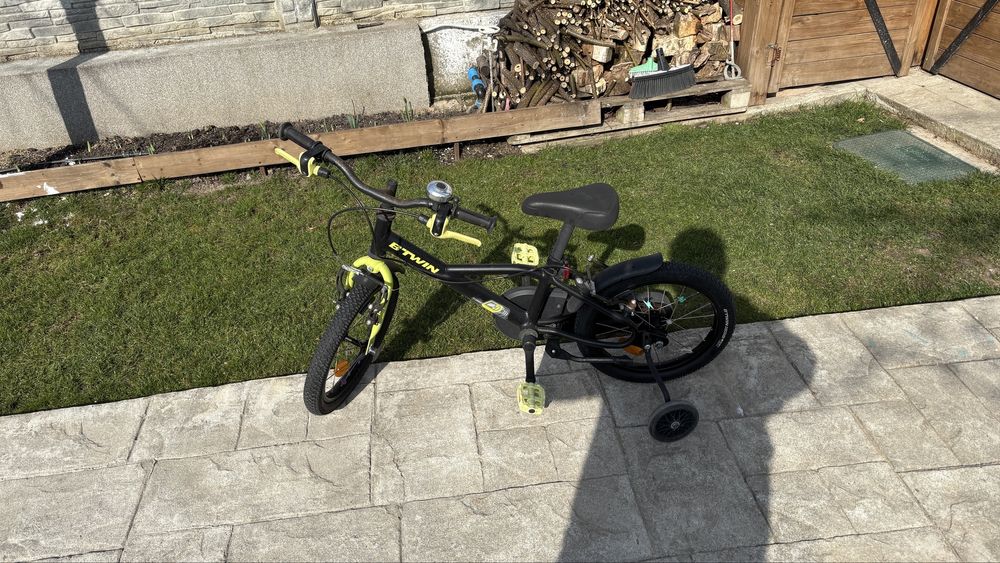 Bicicleta Dechatlon 5-7 ani