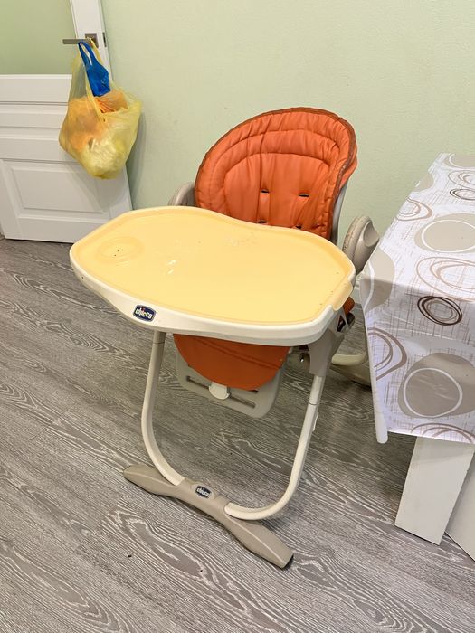 Продам стульчик для кормления