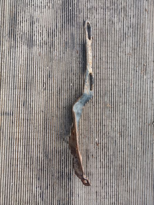 Гърнета за Мерцедес 124