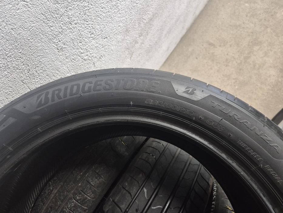 Лятни гуми bridgestone turanza 225/50r19 от toyota chr